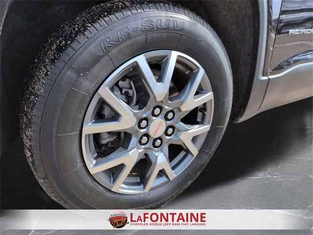 Used 2023 GMC Acadia SLT image 32