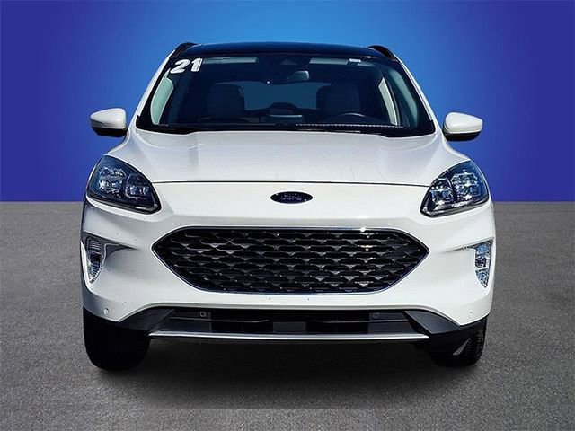 Used 2021 Ford Escape Titanium image 2