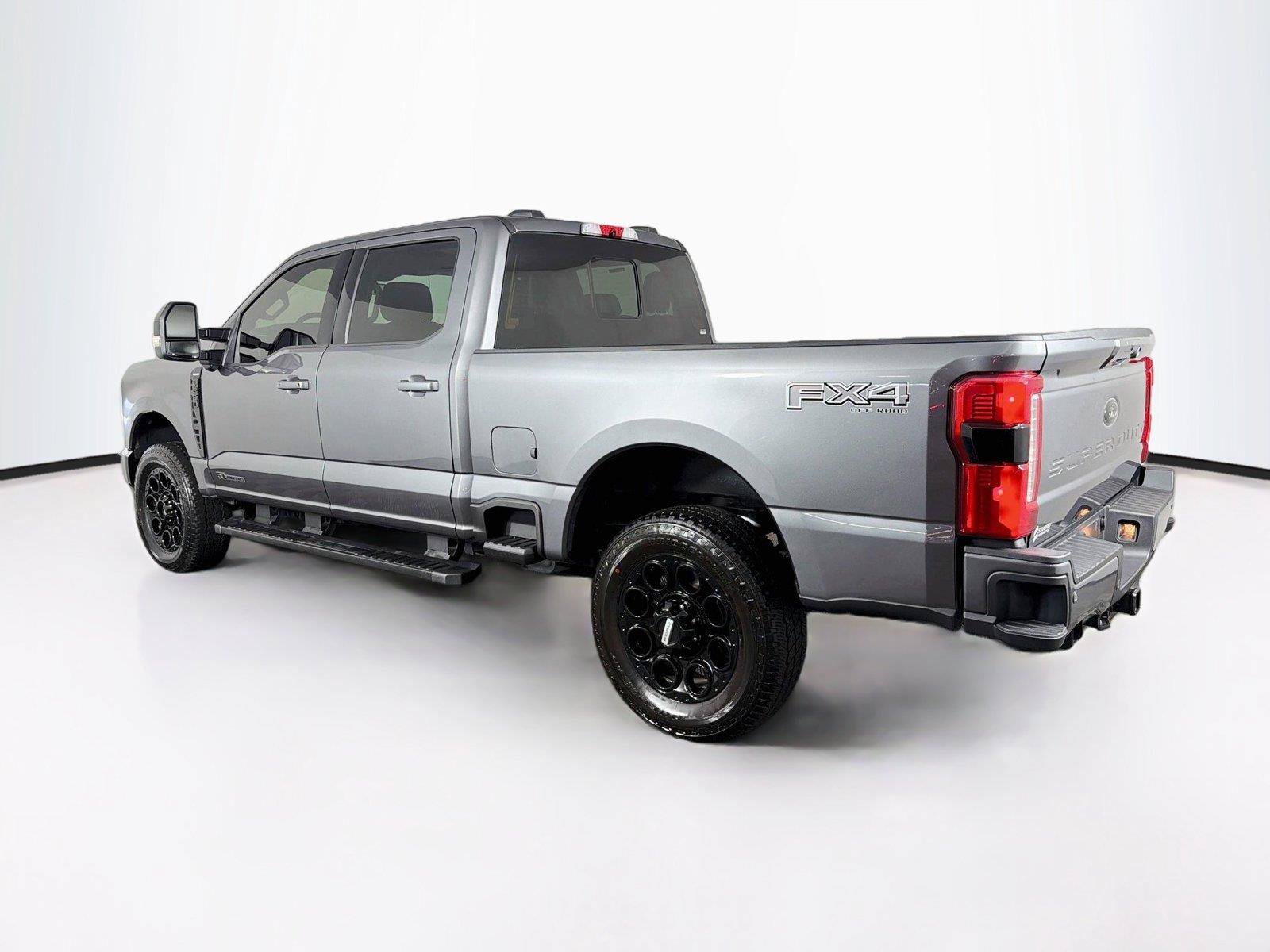 Used 2025 Ford F250 Lariat w/ Lariat Ultimate Package AWD/4WD image 9