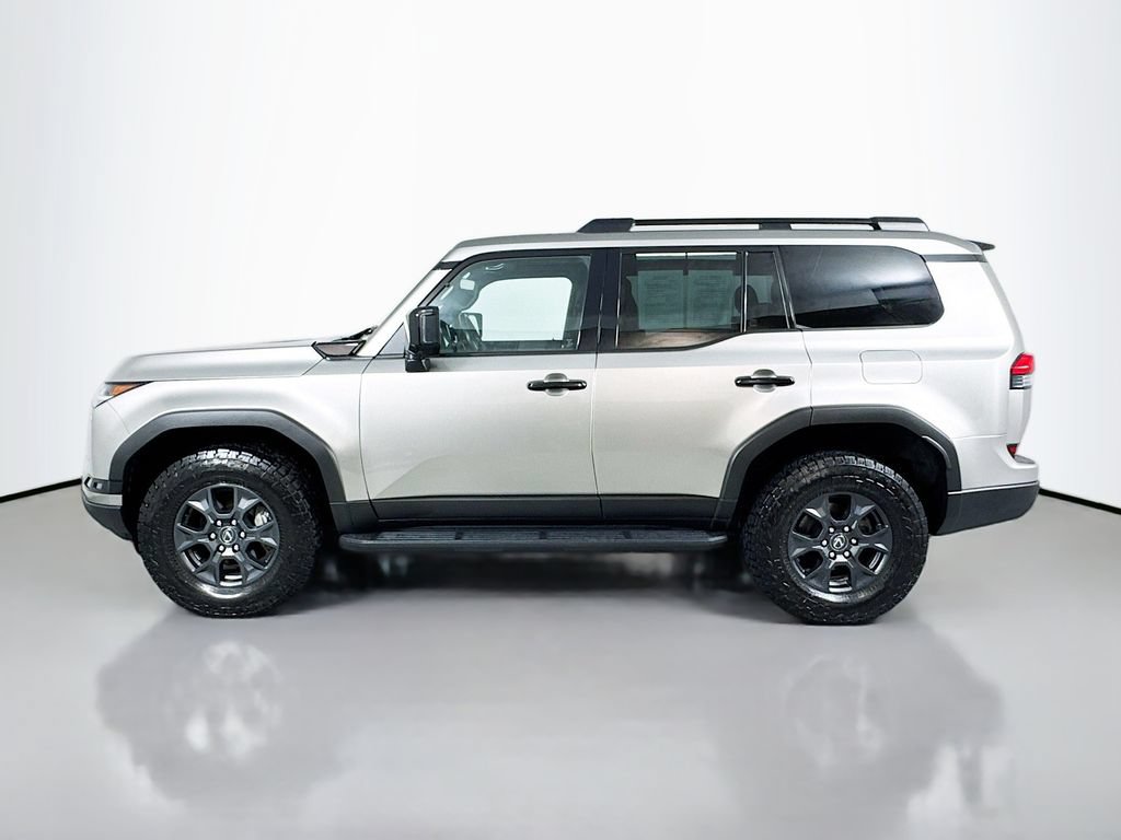 Used 2024 Lexus GX 550 AWD/4WD image 7