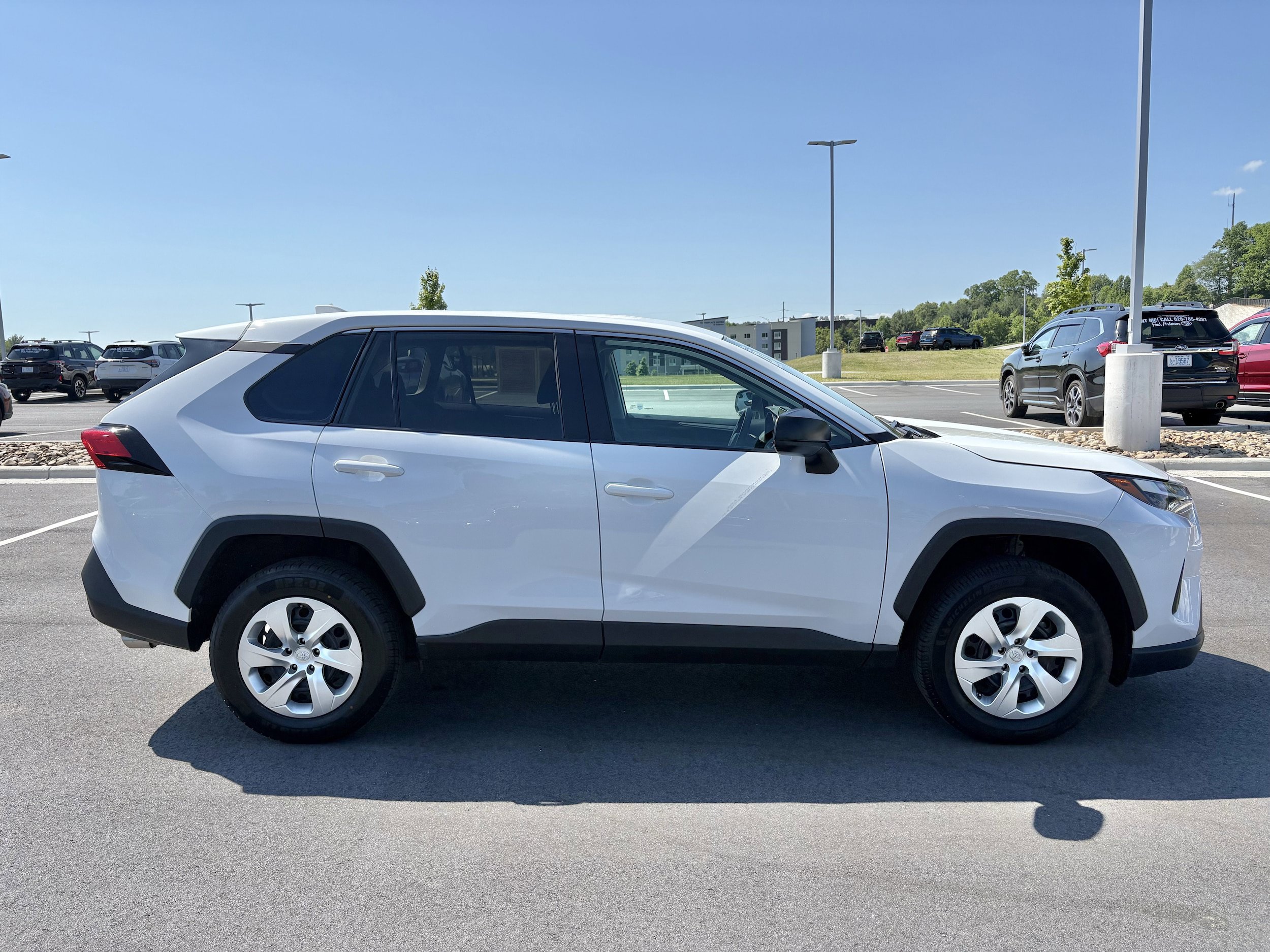Used 2023 Toyota RAV4 LE FWD image 6