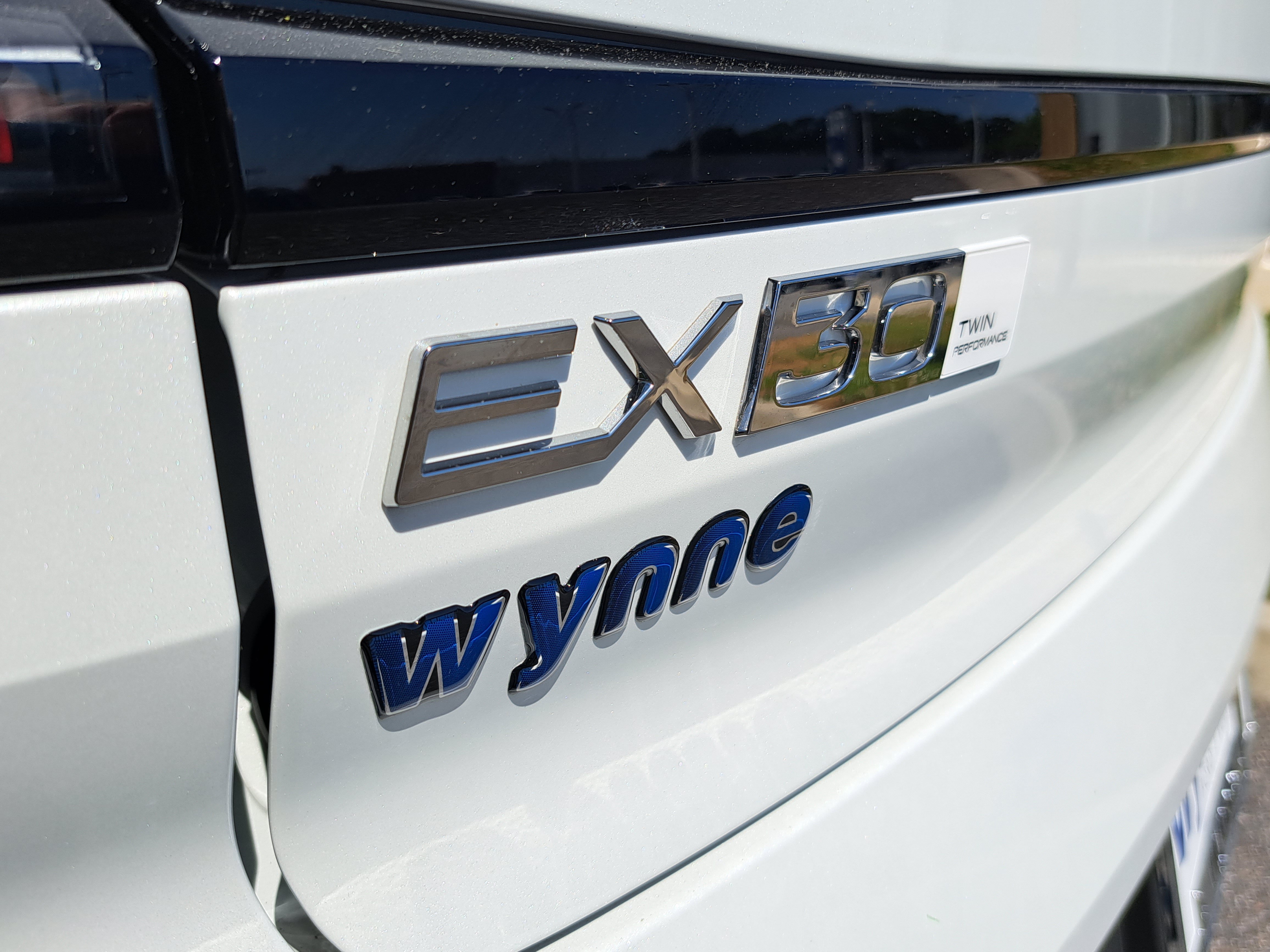 New 2026 Volvo EX30 Ultra w/ Climate Package AWD/4WD image 8