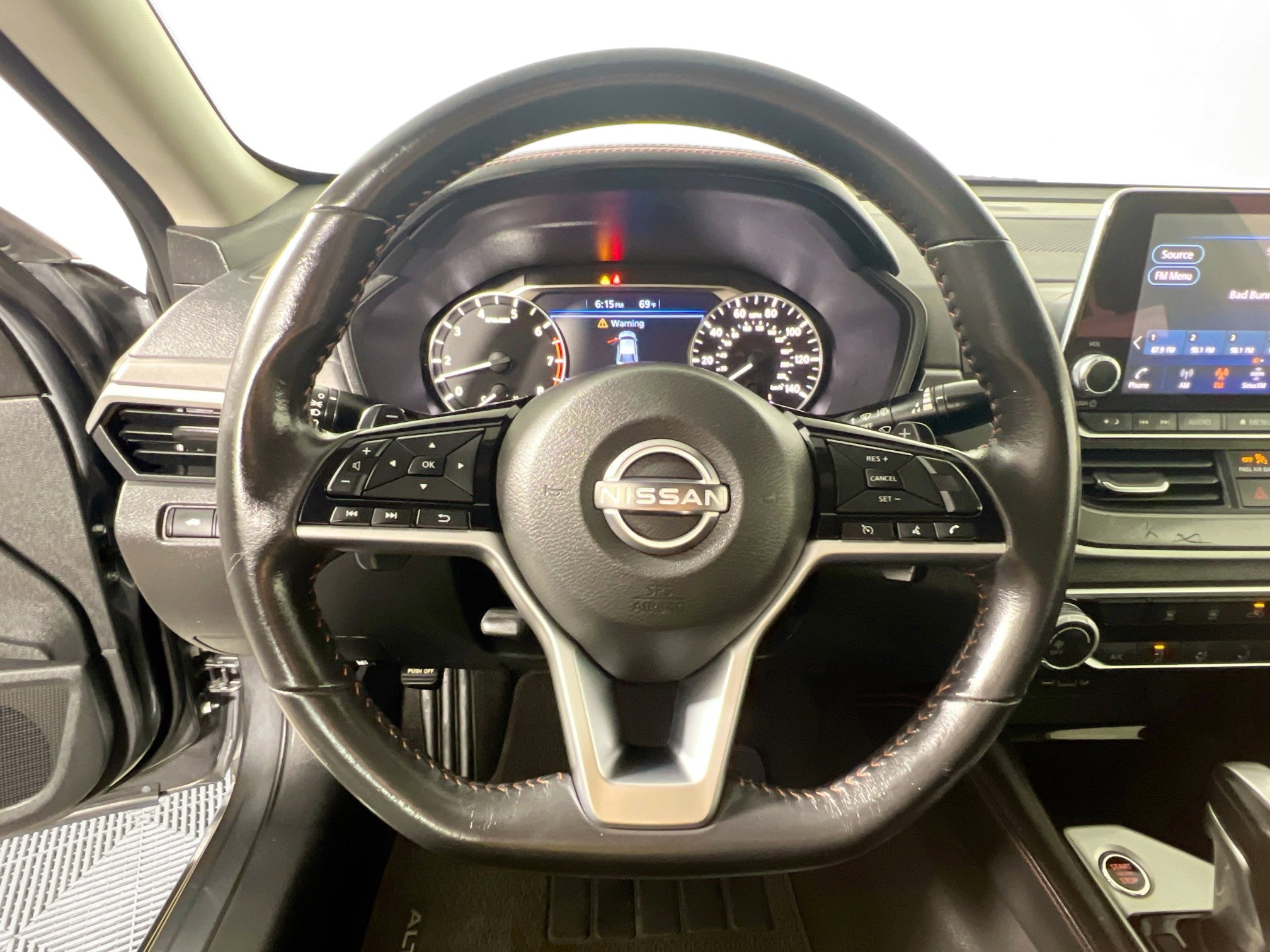 Used 2024 Nissan Altima 2.5 SR image 17