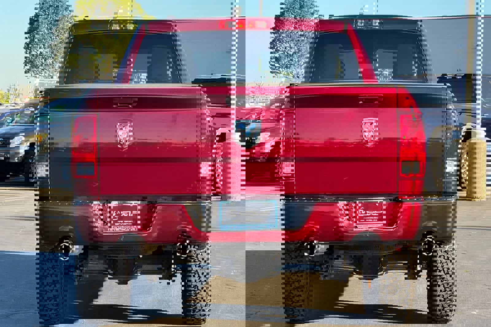 Used 2018 RAM 1500 Express image 8