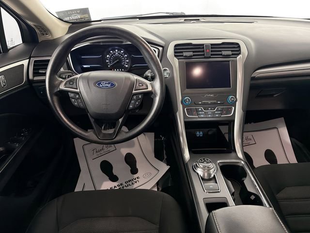 Used 2020 Ford Fusion SE AWD/4WD image 22