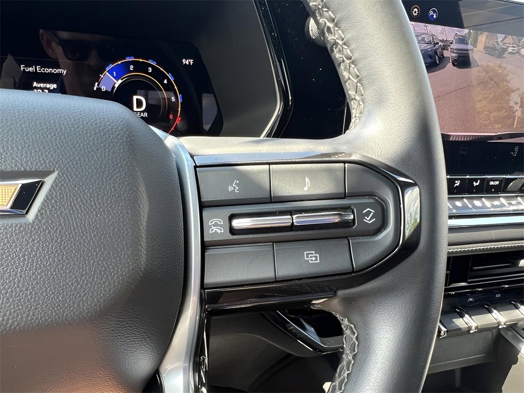 Used 2024 Chevrolet Colorado LT w/ LT Convenience Package image 26