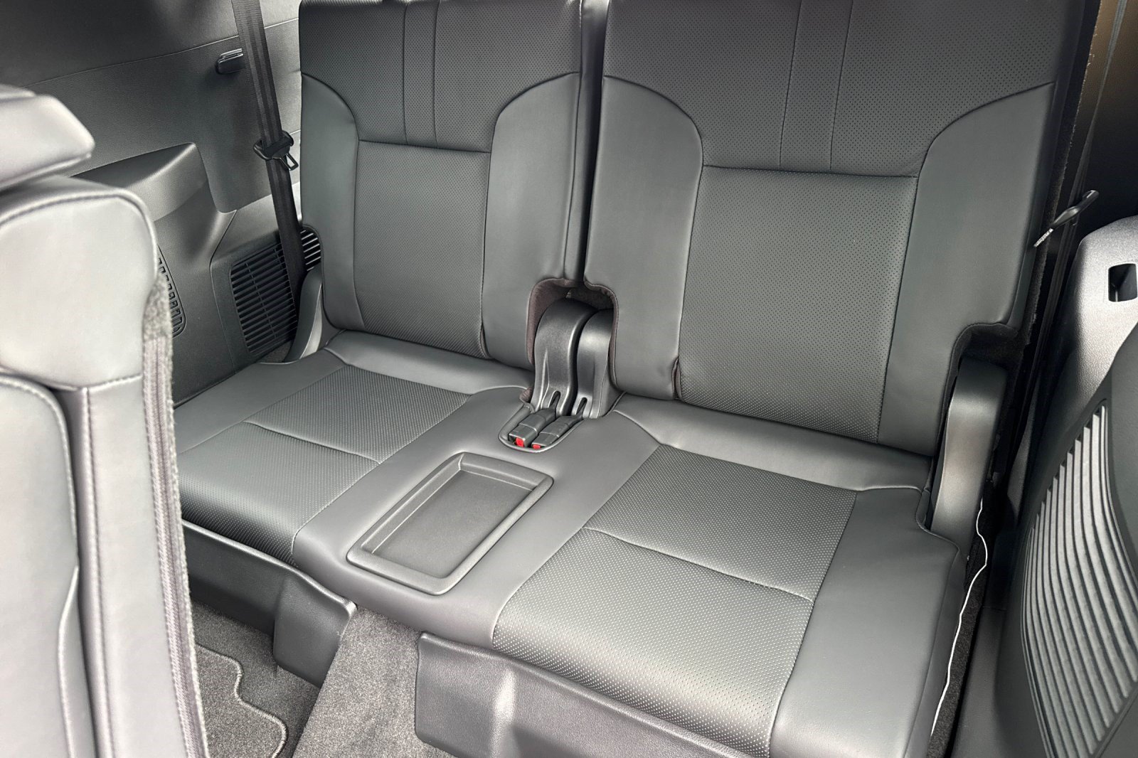 New 2026 Lexus LX 700h F Sport AWD/4WD image 24