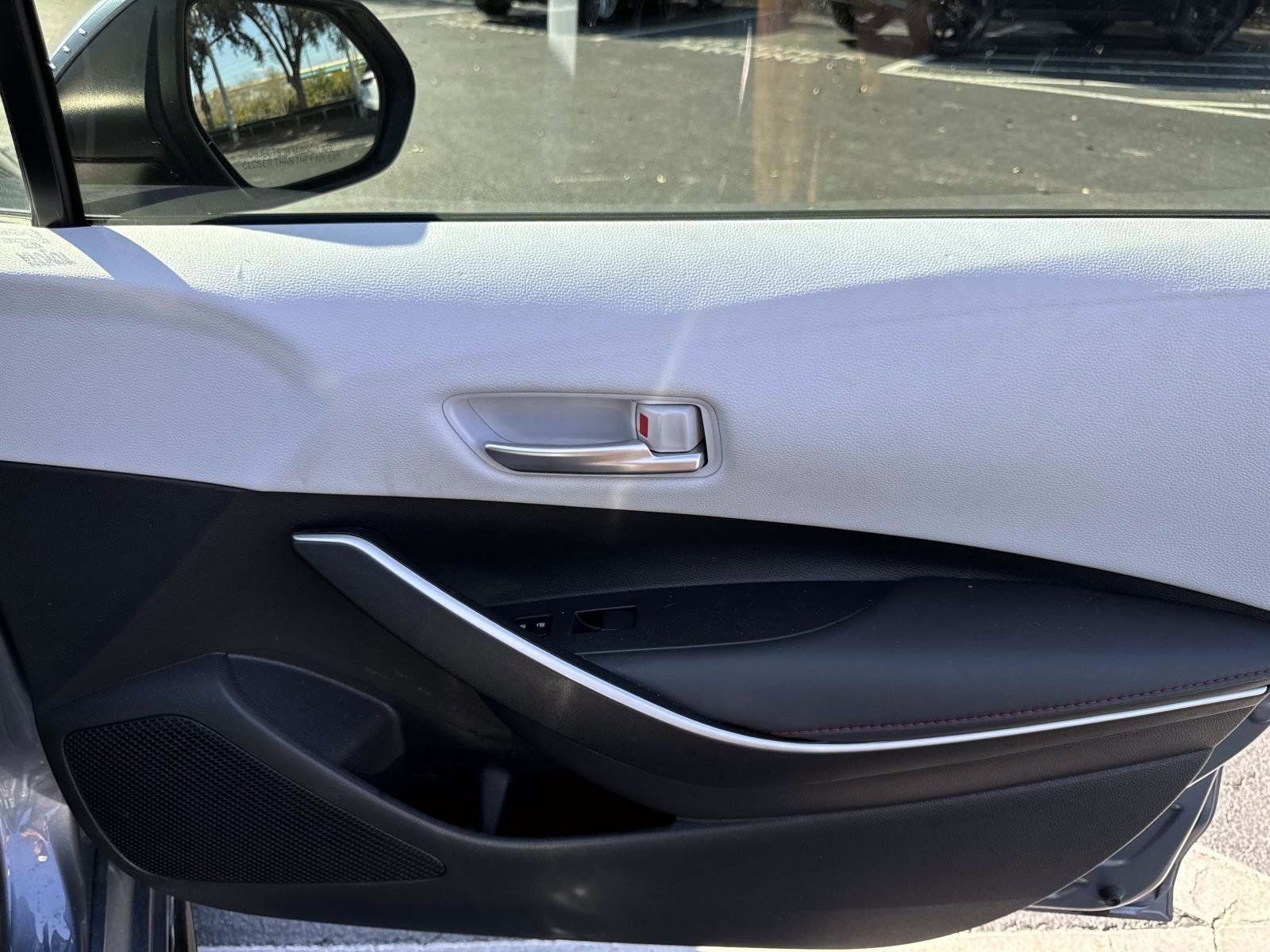 Used 2025 Toyota Corolla SE image 12