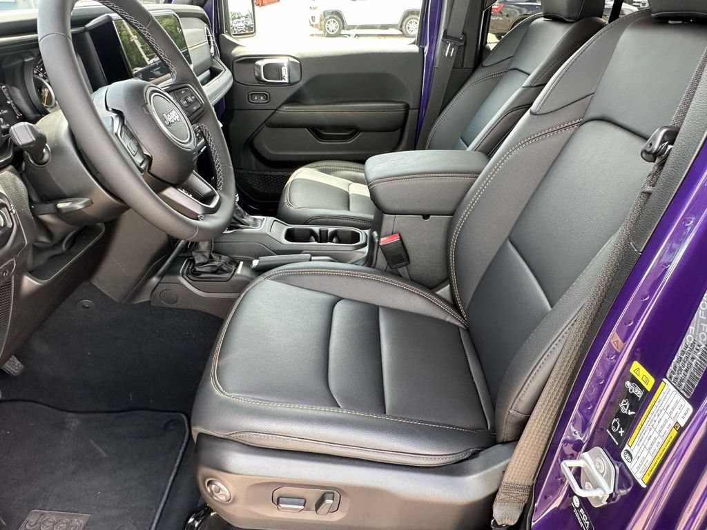 New 2026 Jeep Gladiator Mojave AWD/4WD image 13