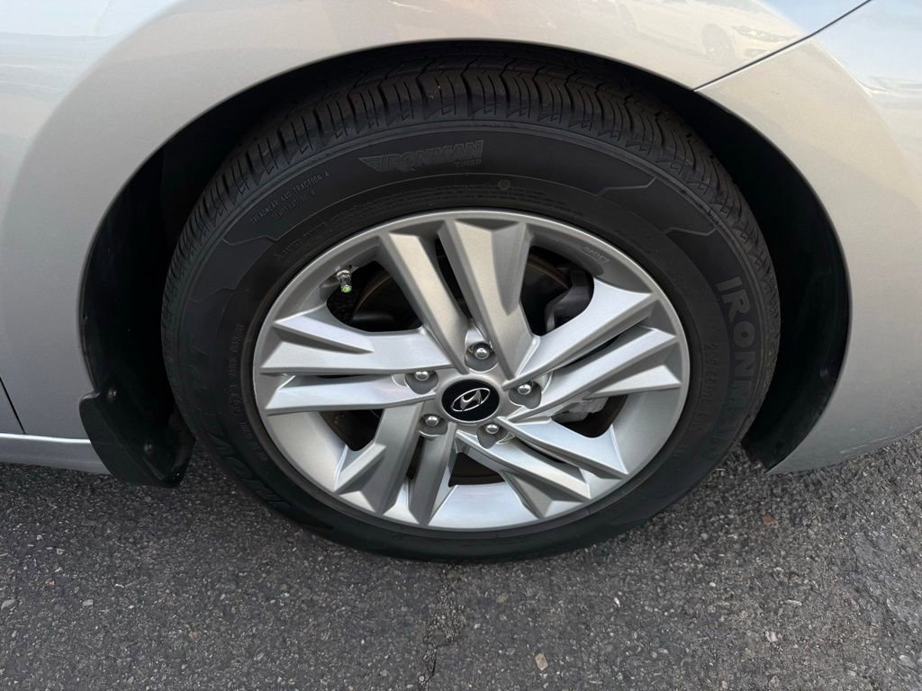 Used 2020 Hyundai Elantra Value Edition image 8