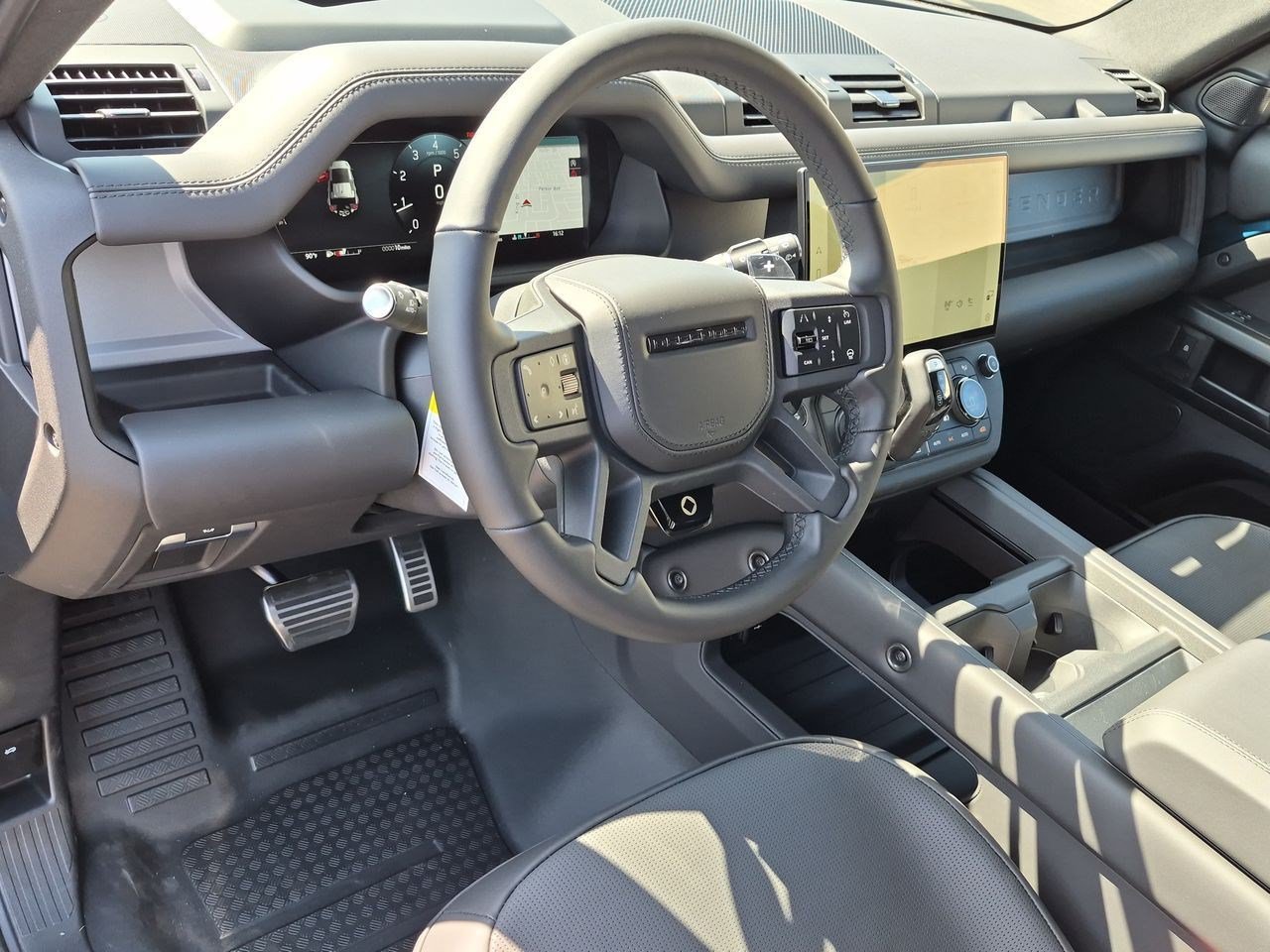 New 2026 Land Rover Defender 110 OCTA AWD/4WD image 9