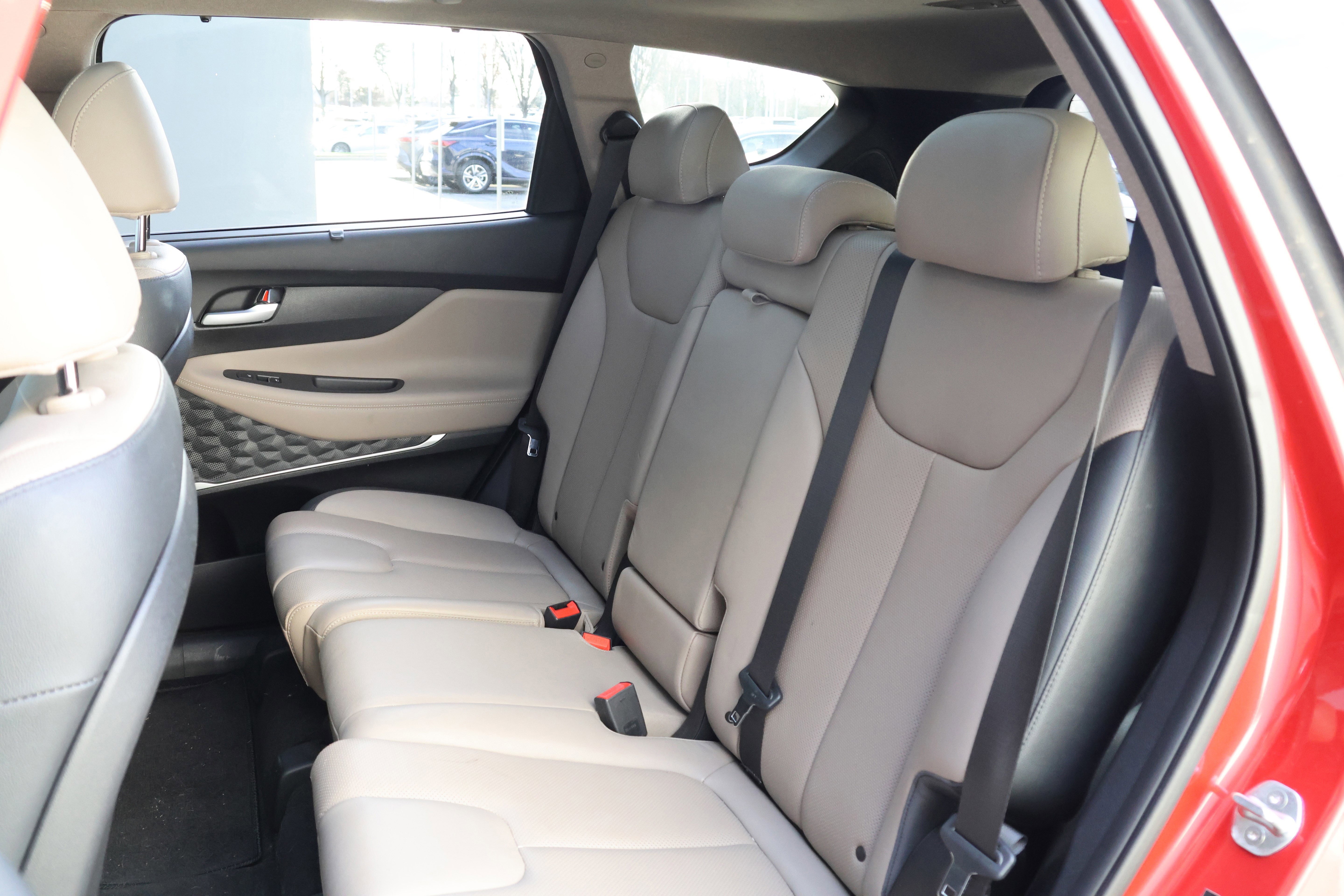 Used 2020 Hyundai Santa Fe Limited image 35