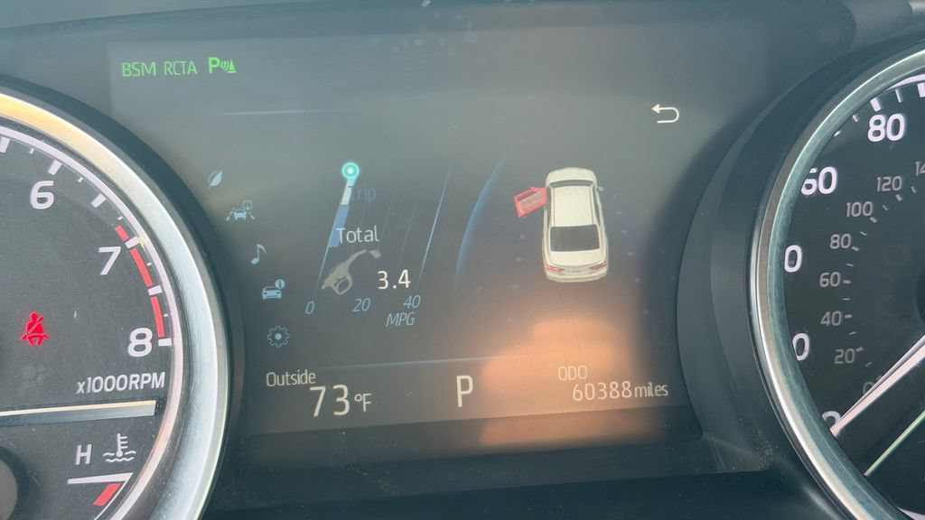 Used 2018 Toyota Camry XLE w/ Protection Package (Q2) FWD image 28