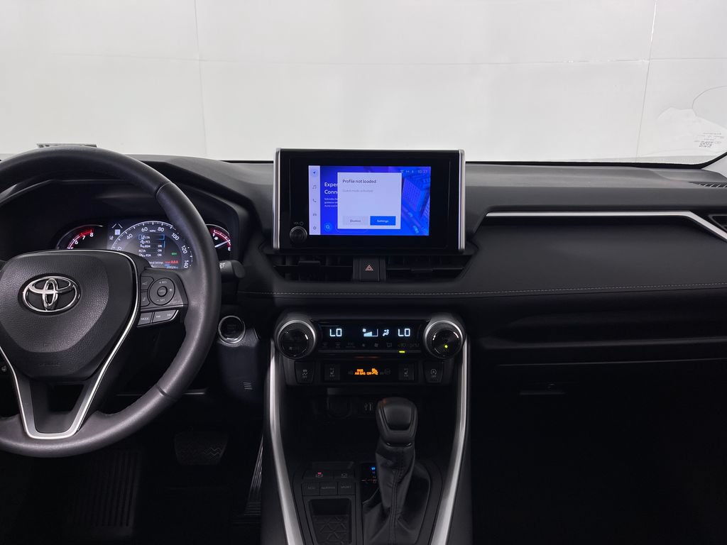 Used 2023 Toyota RAV4 XLE w/ Convenience Package FWD image 16