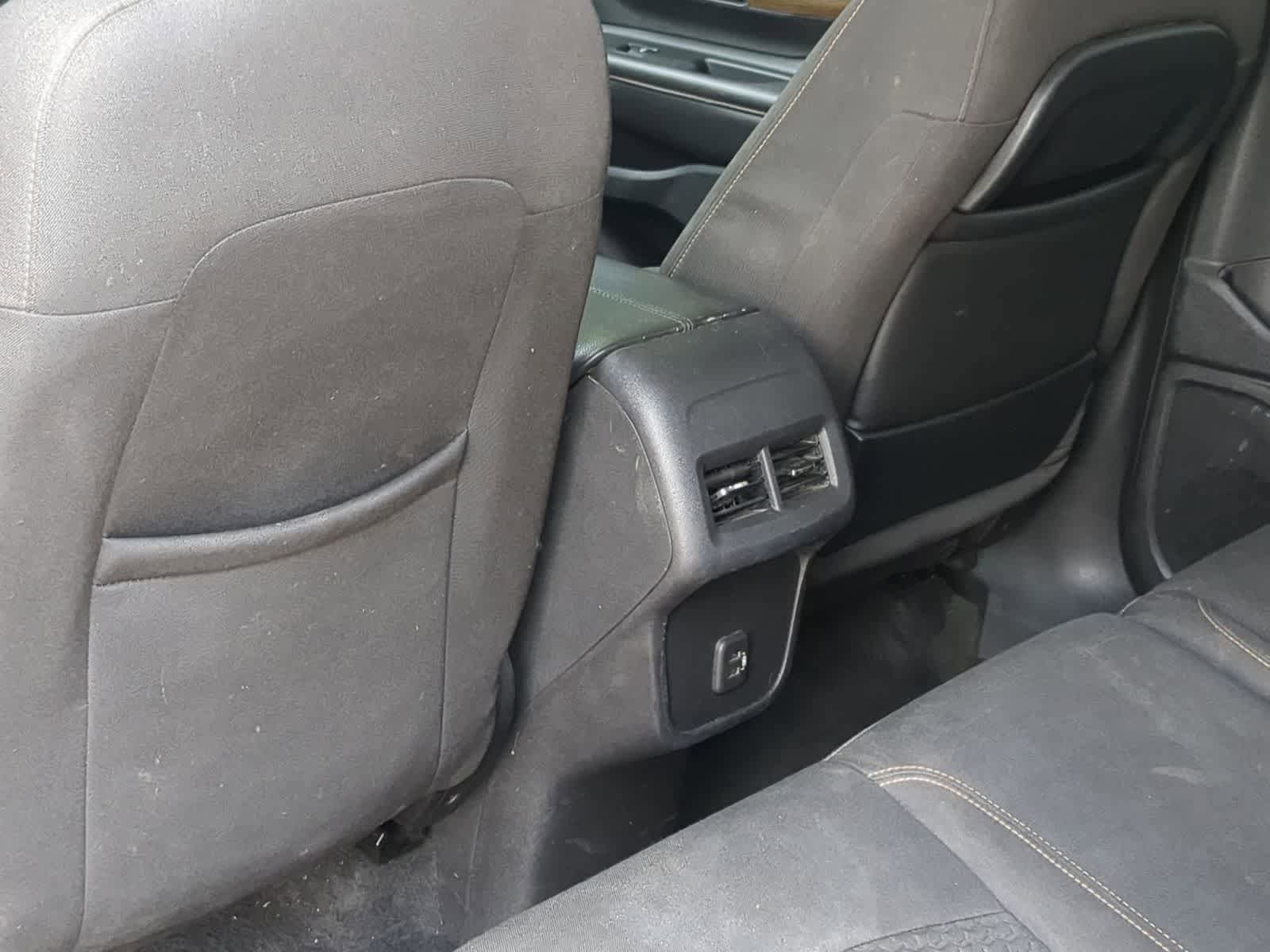 Used 2020 GMC Terrain SLE w/ Driver Convenience Package AWD/4WD image 18