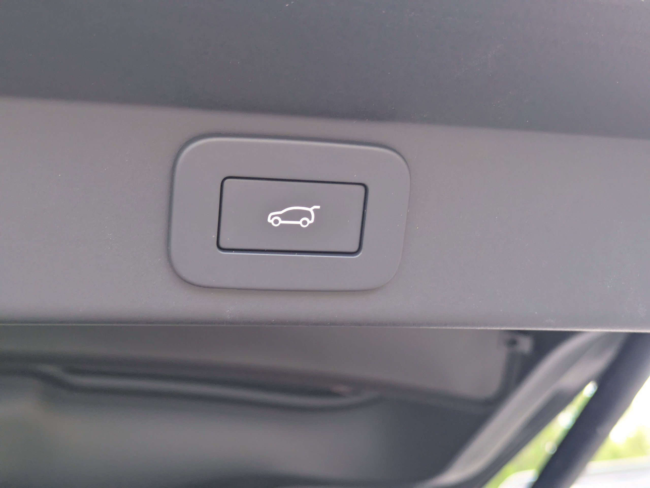 Used 2026 Land Rover Range Rover Sport SE image 14