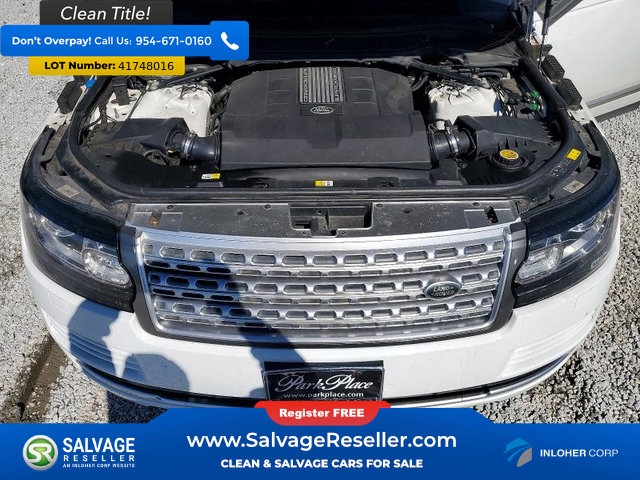 Used 2016 Land Rover Range Rover HSE image 16