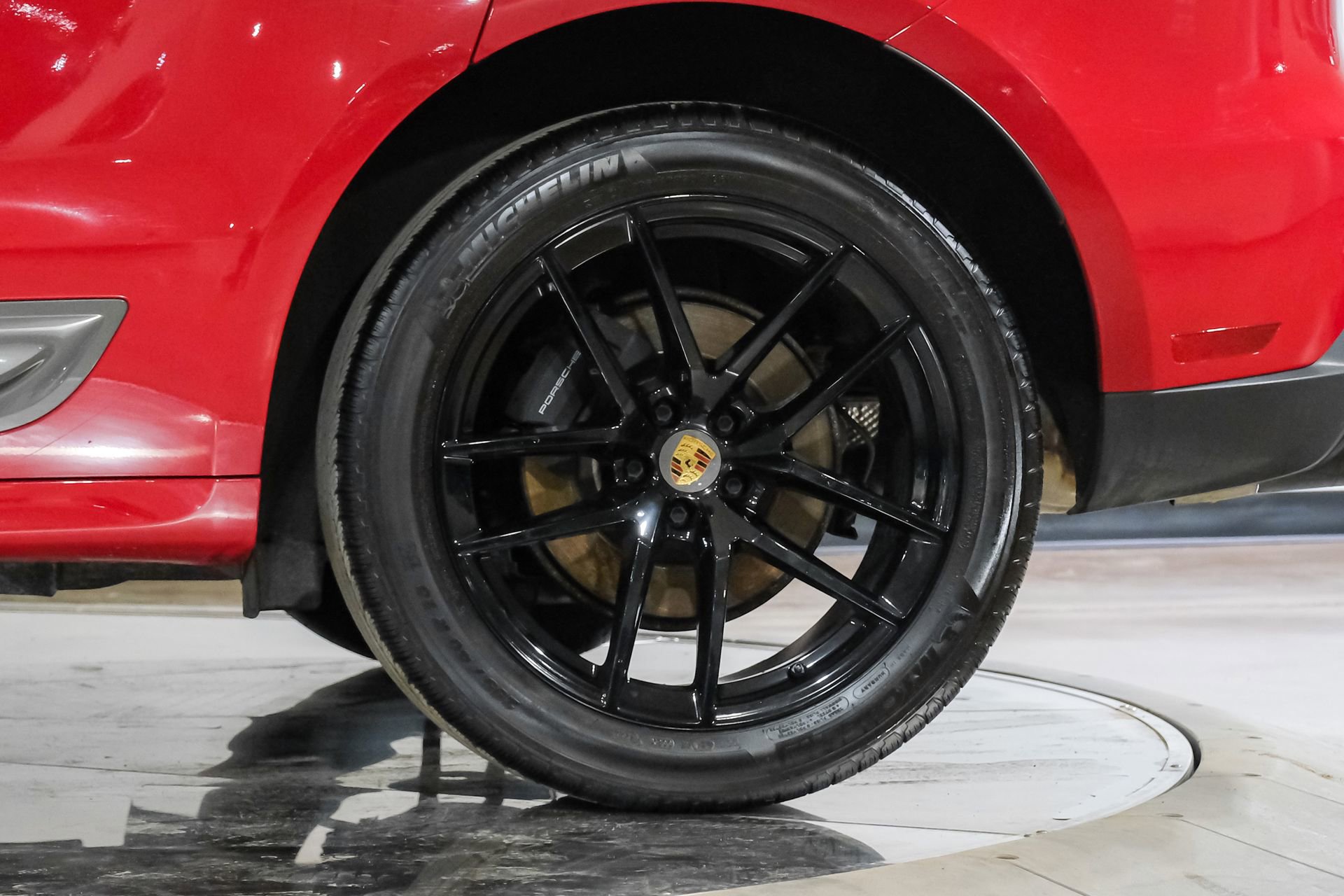 Used 2023 Porsche Macan Turbo AWD/4WD image 64