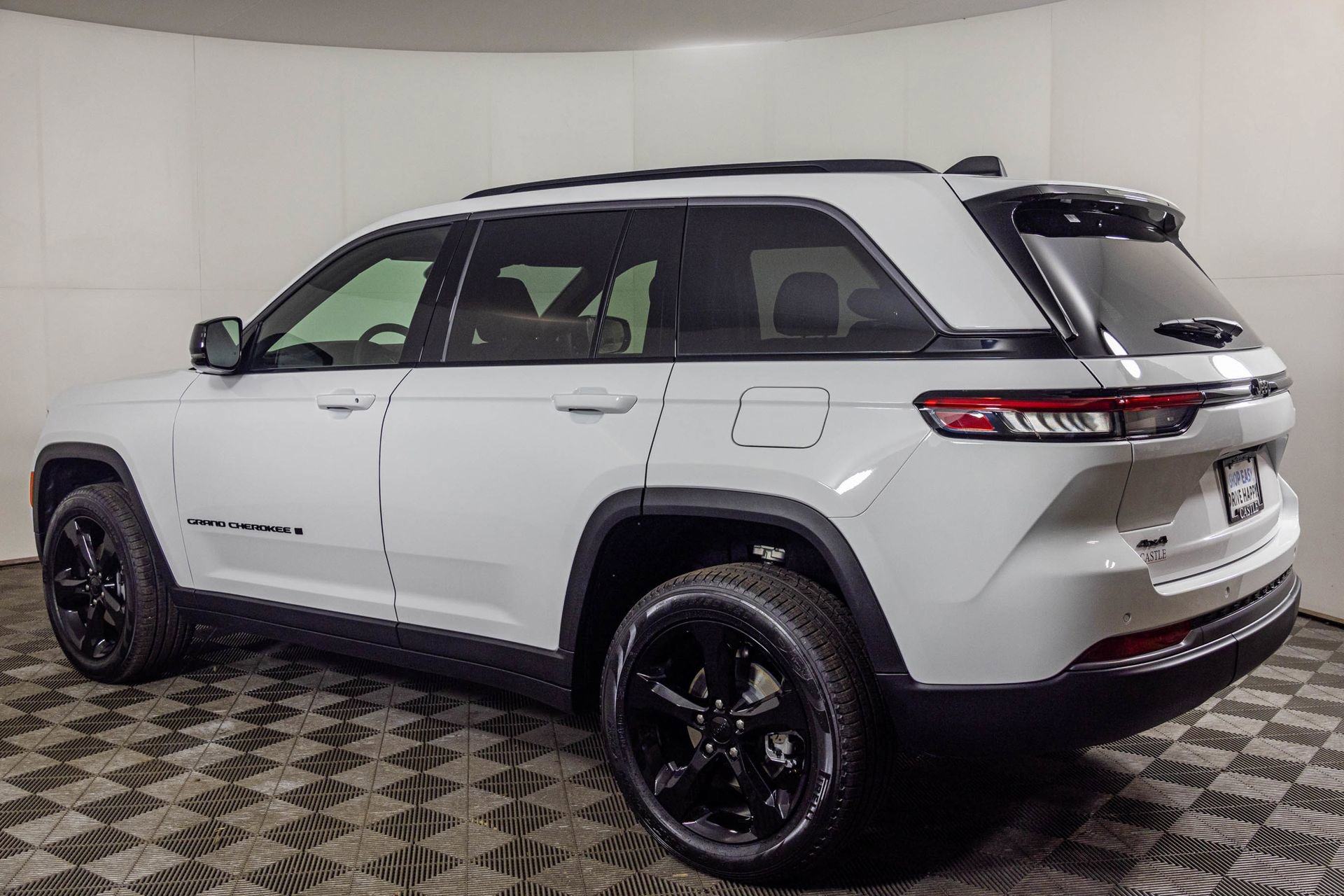 New 2026 Jeep Grand Cherokee Limited image 18