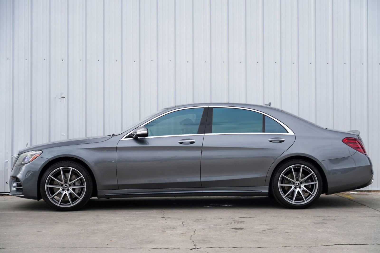 Used 2018 Mercedes-Benz S 560 Sedan image 8