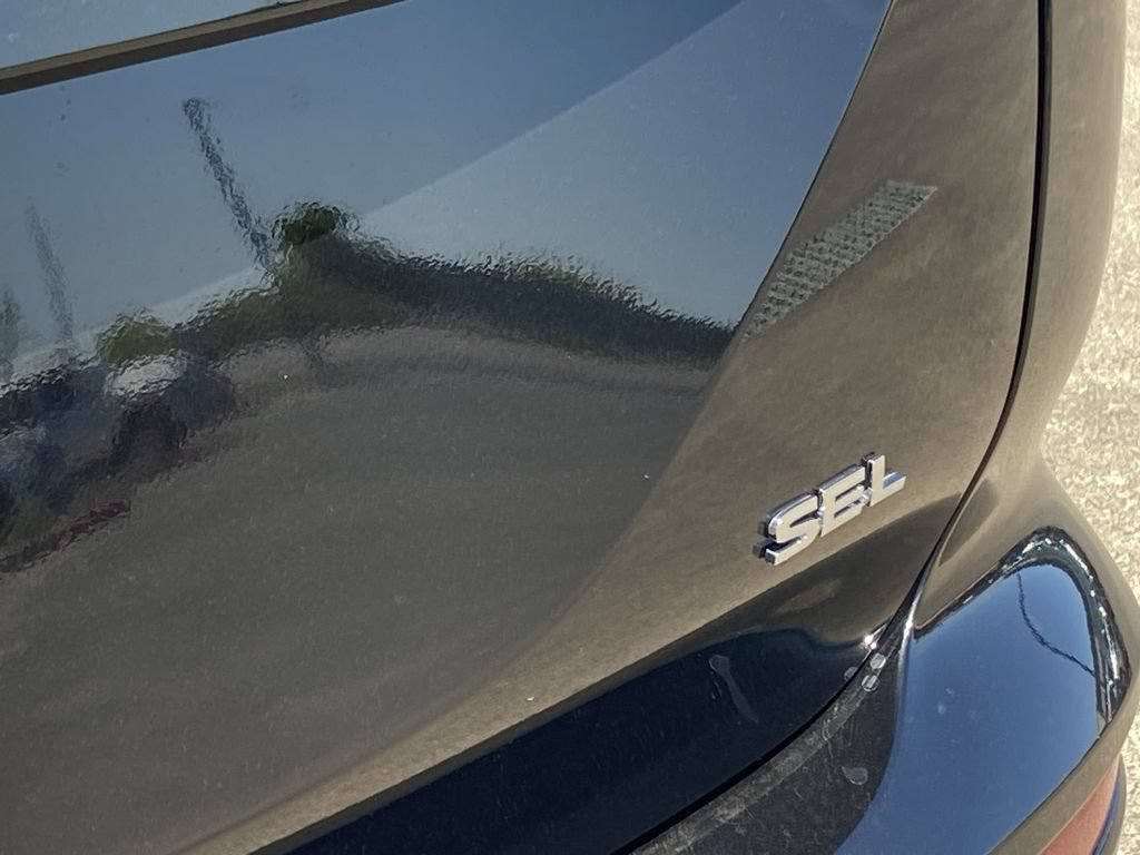 New 2026 Mitsubishi Outlander SEL FWD image 29