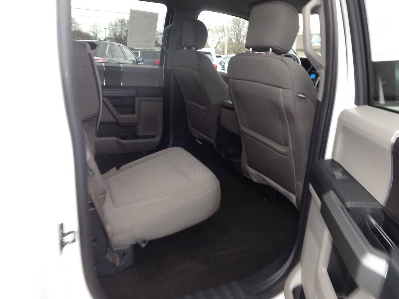 Used 2019 Ford F150 XLT image 8