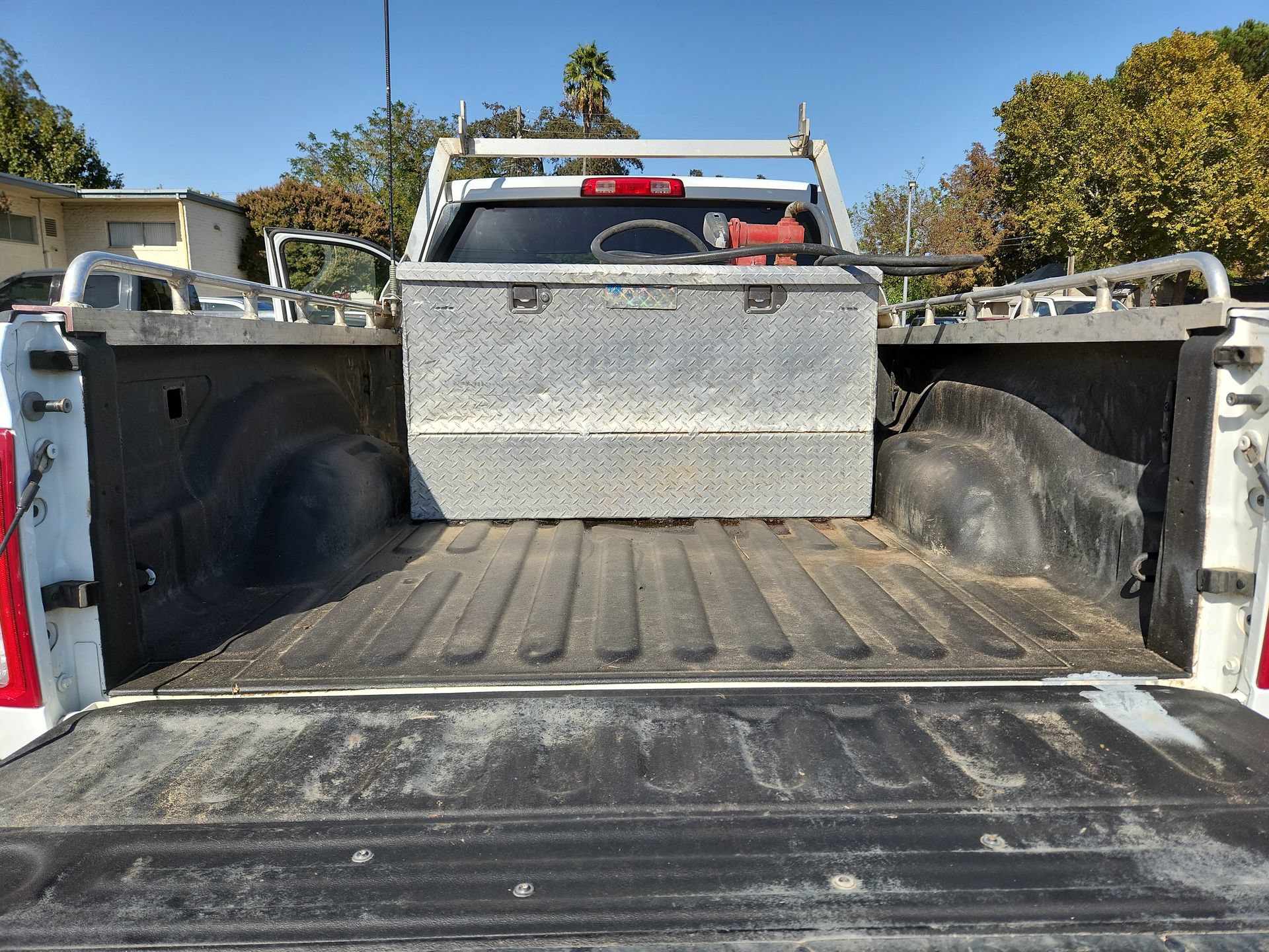 Used 2022 RAM 2500 Tradesman w/ Chrome Appearance Group AWD/4WD image 19