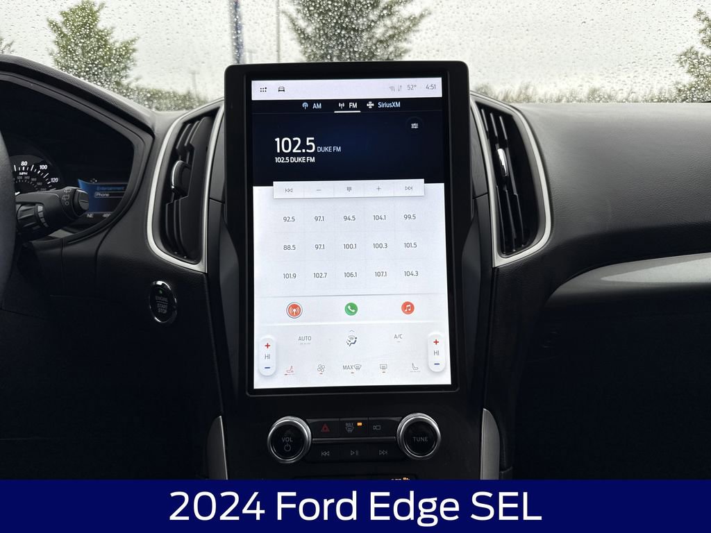 Used 2024 Ford Edge SEL image 21