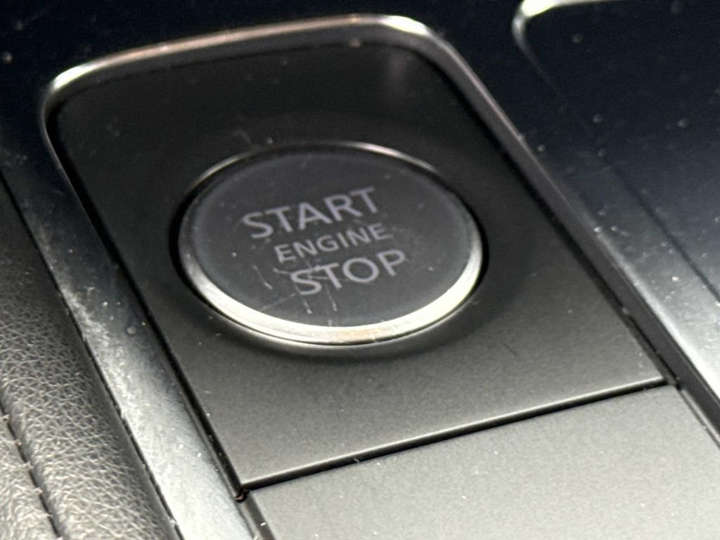 Used 2023 INFINITI QX60 Sensory w/ Vision Package AWD/4WD image 8