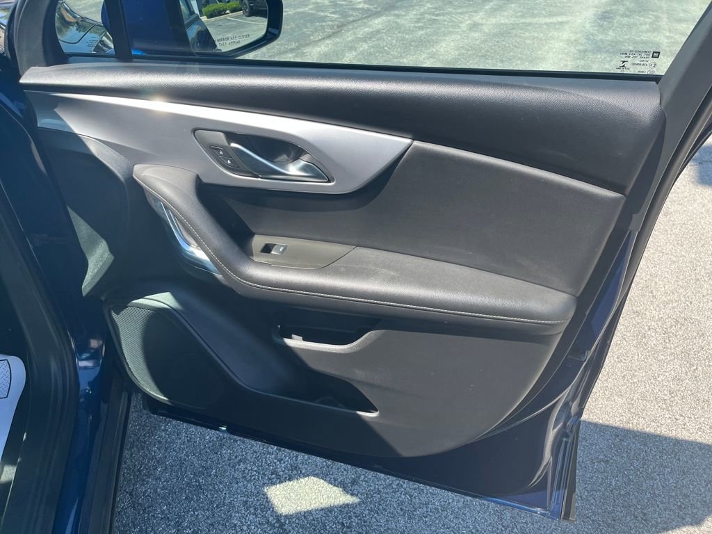 Used 2022 Chevrolet Blazer LT image 28