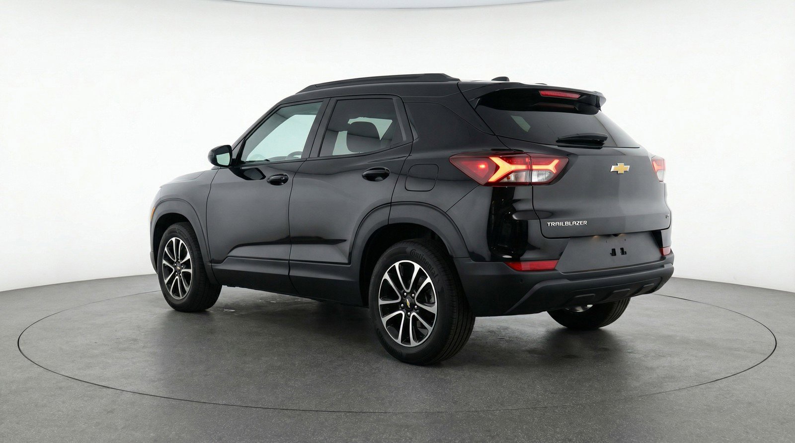 Used 2025 Chevrolet TrailBlazer LT image 6