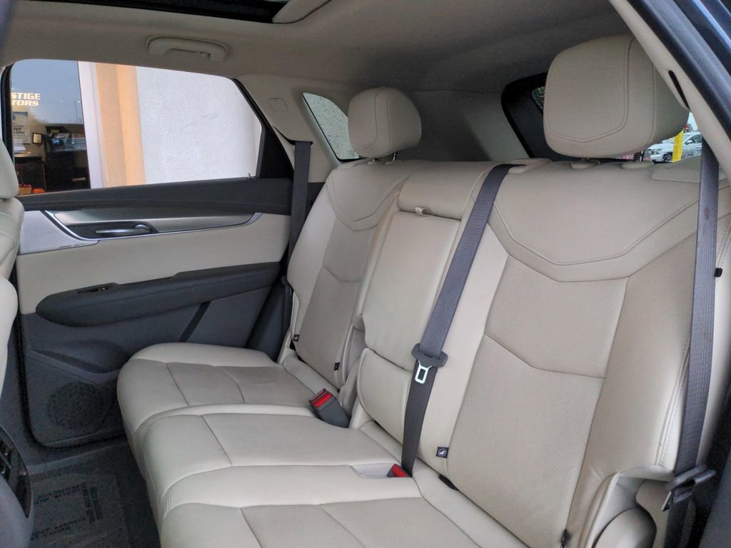 Used 2020 Cadillac XT5 Premium Luxury AWD/4WD image 21