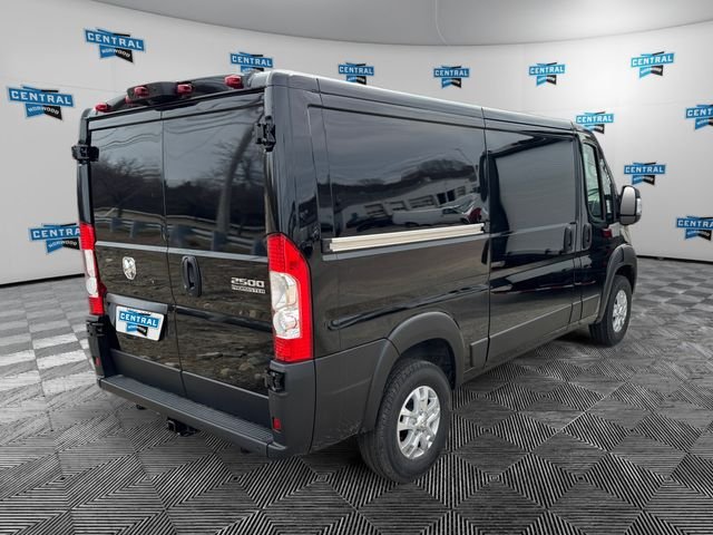 New 2026 RAM ProMaster 2500 w/ Quick Order Package 22G SLT FWD image 4