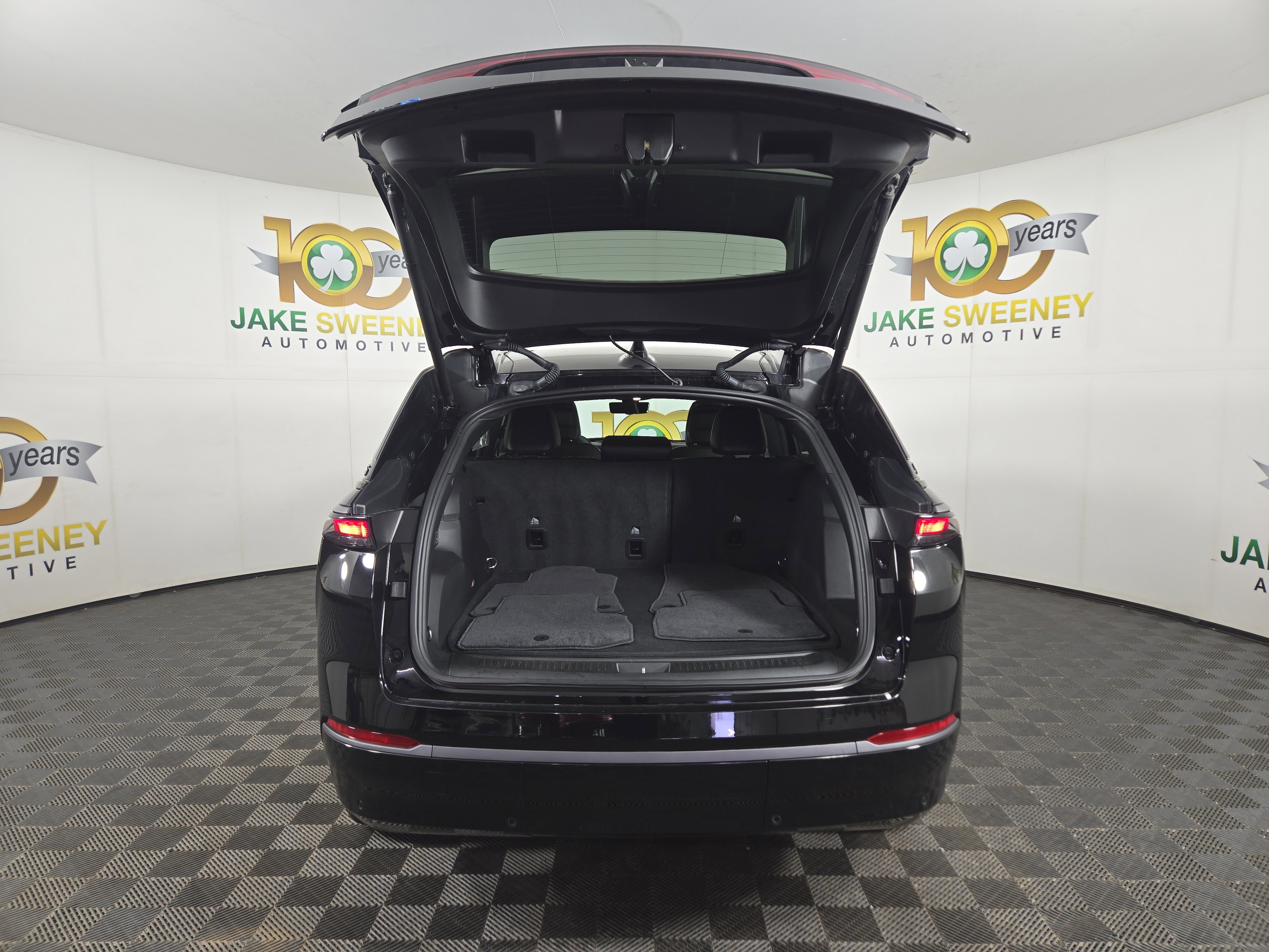 Used 2024 Jeep Wagoneer Launch Edition image 33