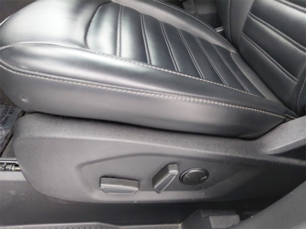 Used 2024 Ford Edge SEL image 27