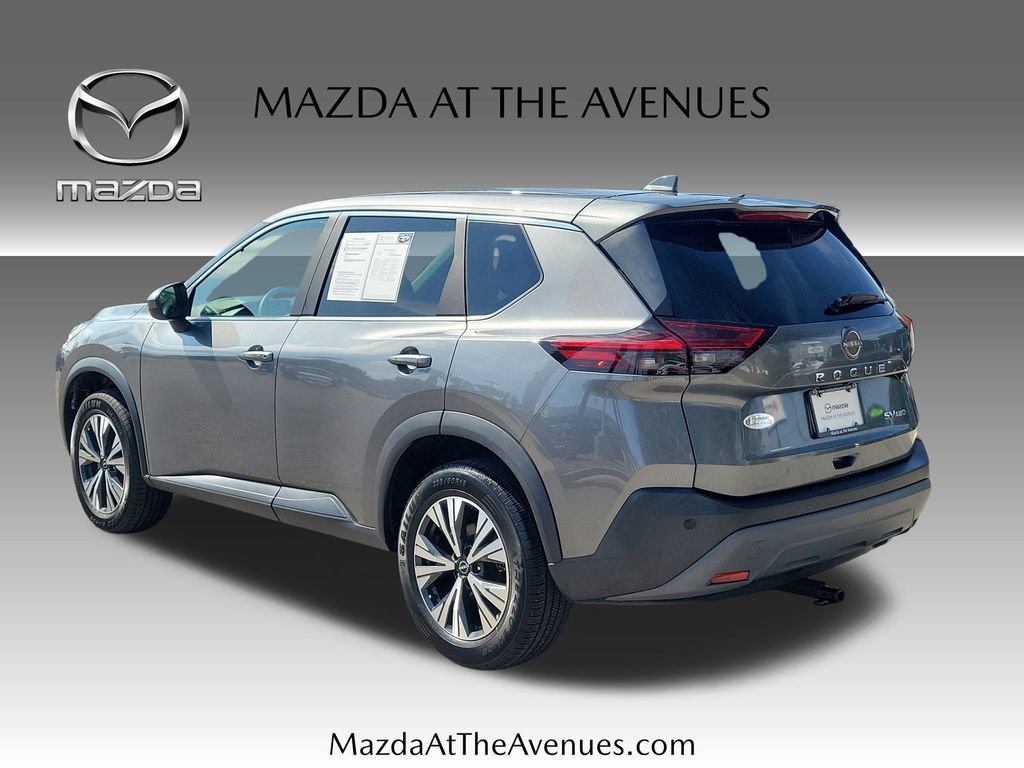 Used 2023 Nissan Rogue SV image 5
