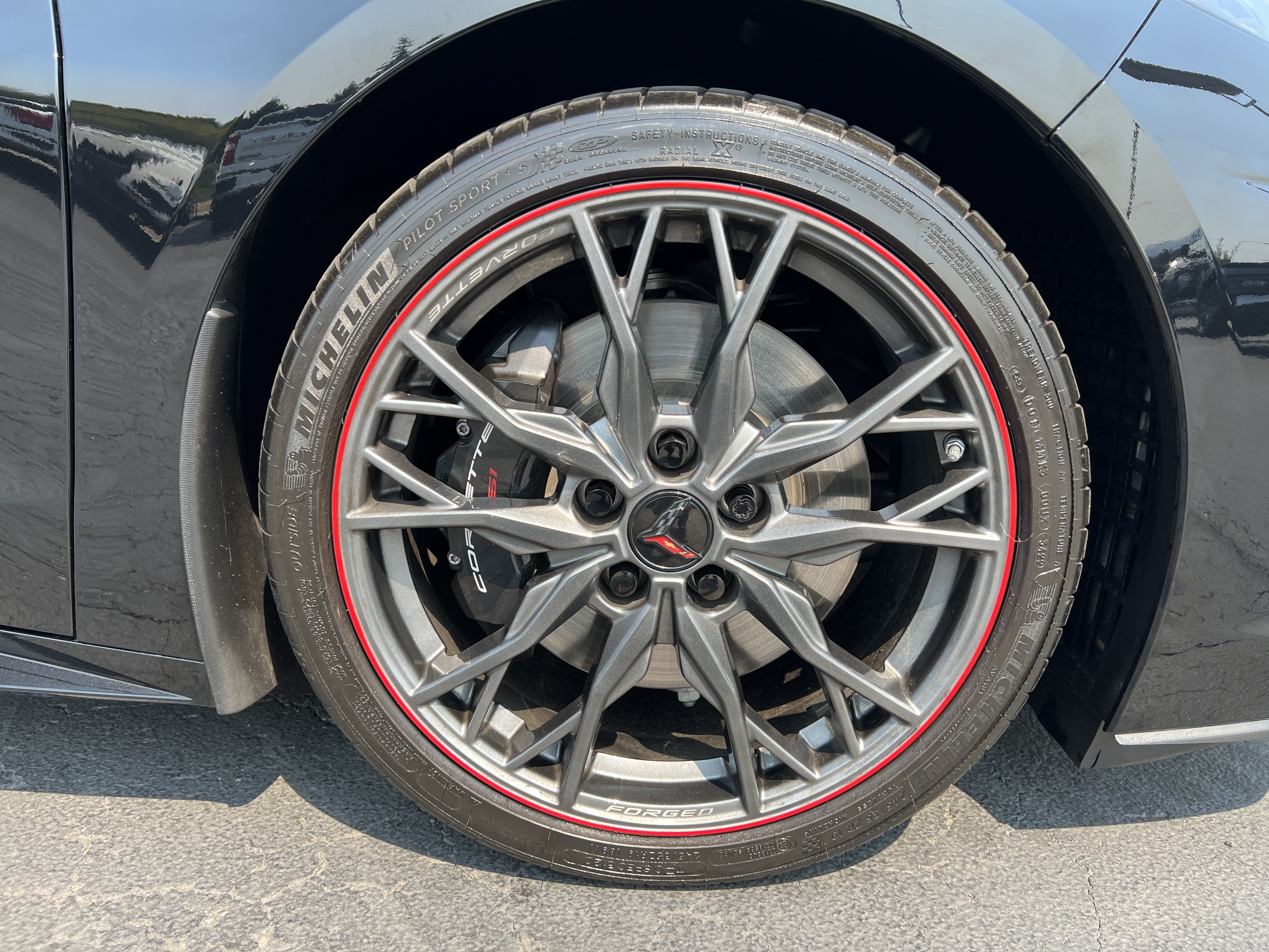 Used 2023 Chevrolet Corvette Stingray Premium Cpe w/ Z51 Performance Package RWD image 18