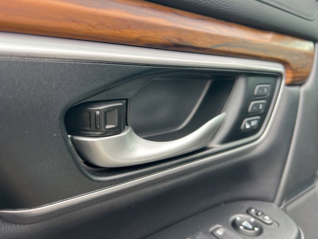 Used 2018 Honda CR-V EX-L image 13