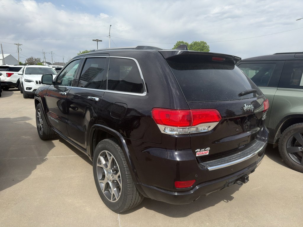 Used 2020 Jeep Grand Cherokee Overland AWD/4WD image 5
