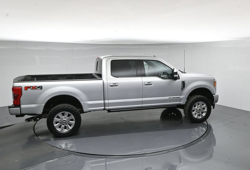 Used 2017 Ford F250 Platinum w/ Platinum Ultimate Package AWD/4WD image 46