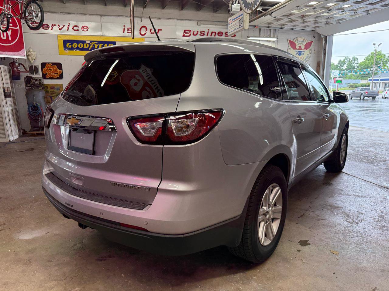 Used 2014 Chevrolet Traverse LT AWD/4WD image 5