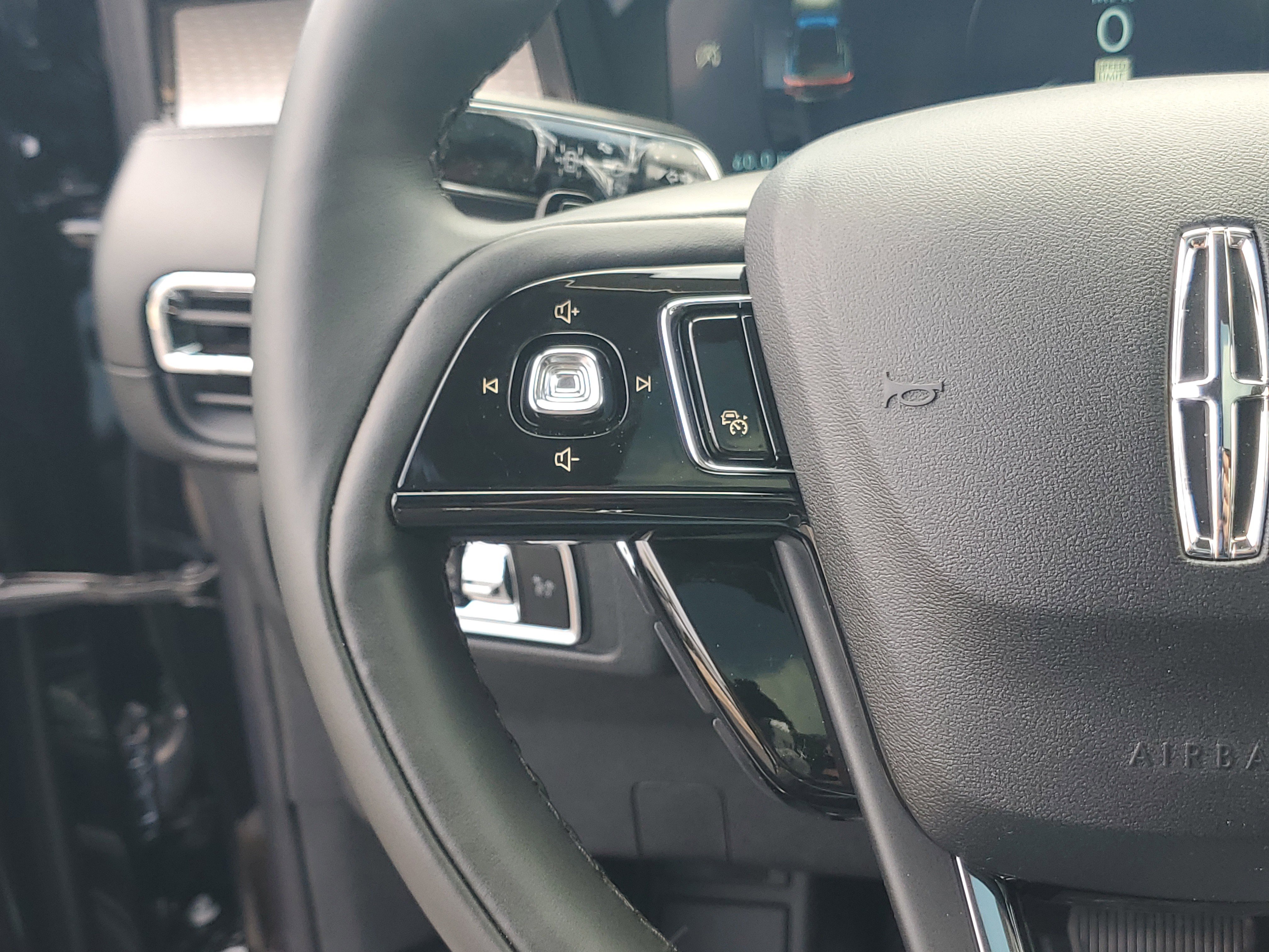 New 2026 Lincoln Corsair Reserve AWD/4WD image 17