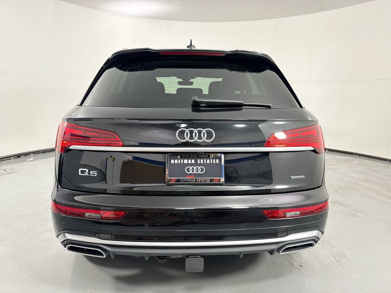 Used 2023 Audi Q5 2.0T Premium Plus w/ Premium Plus Package AWD/4WD image 6