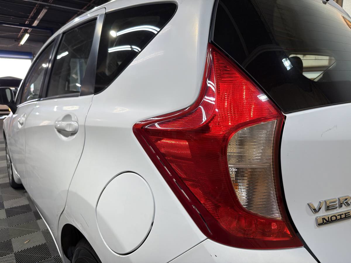 Used 2015 Nissan Versa Note SV image 9