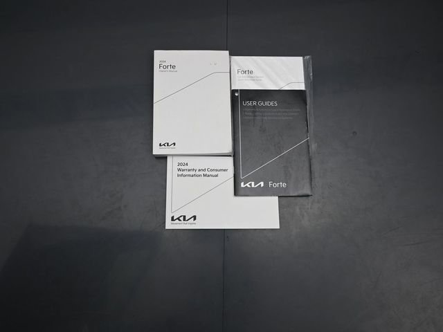 Used 2024 Kia Forte LX image 40