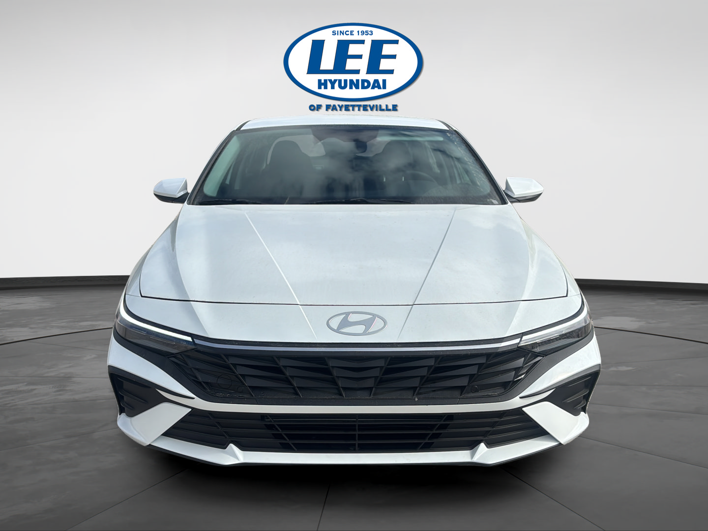 Certified 2026 Hyundai Elantra SE FWD image 2