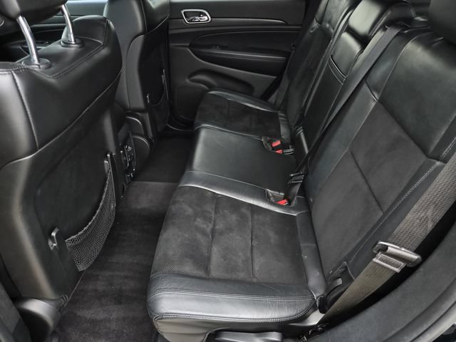 Used 2018 Jeep Grand Cherokee Altitude AWD/4WD image 12