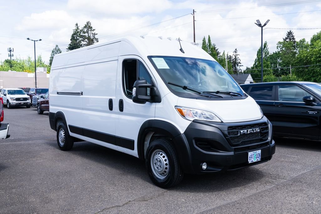 Used 2026 RAM ProMaster 2500 w/ Convenience Group FWD image 1