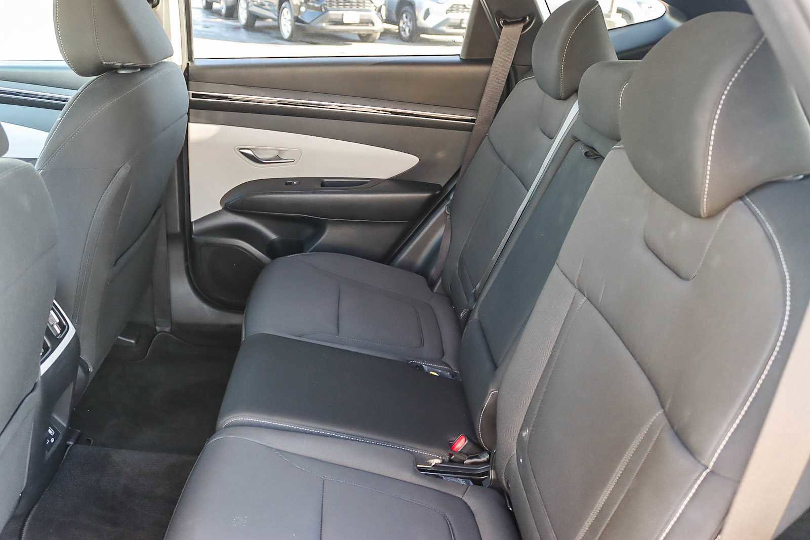 Used 2022 Hyundai Tucson SEL w/ Cargo Package image 17