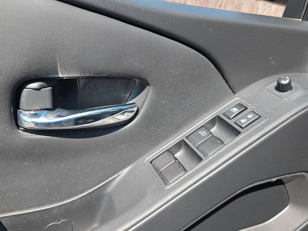 Used 2023 Nissan Frontier SV w/ SV Convenience Package image 23